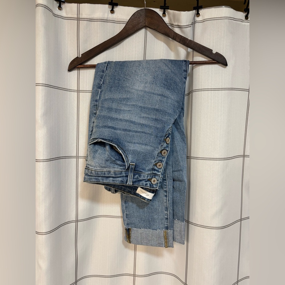 KanCan Blue Ankle Jeans with Button fly